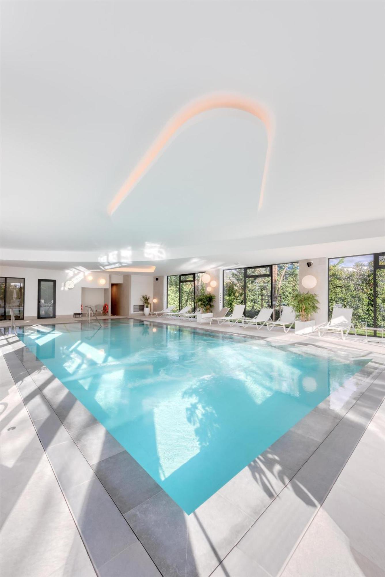 לימונה Golden Tulip Lyon Ouest Techlid Hotel & Spa מראה חיצוני תמונה